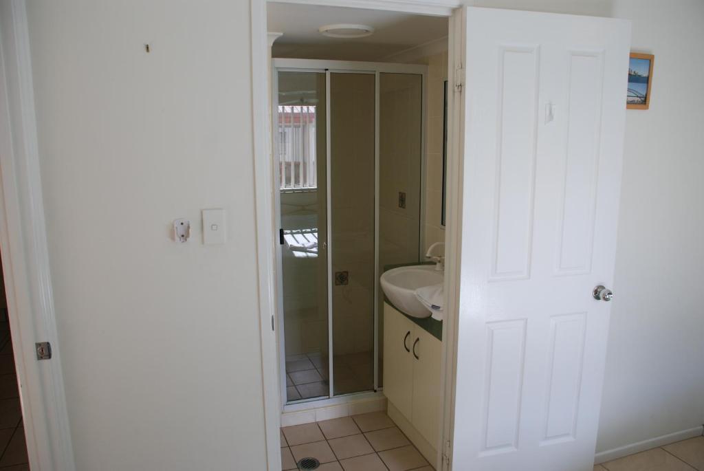 Jade Waters Luxury Apartments Hervey Bay Rum bild