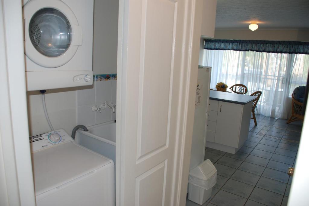 Jade Waters Luxury Apartments Hervey Bay Rum bild
