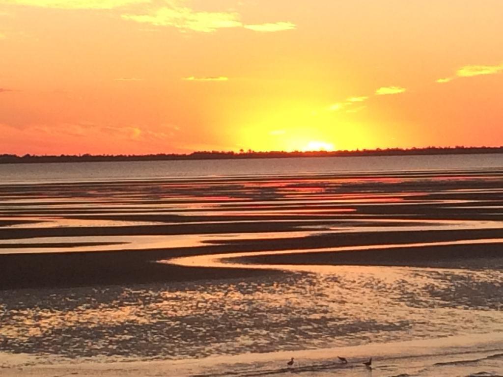 Jade Waters Luxury Apartments Hervey Bay Exteriör bild
