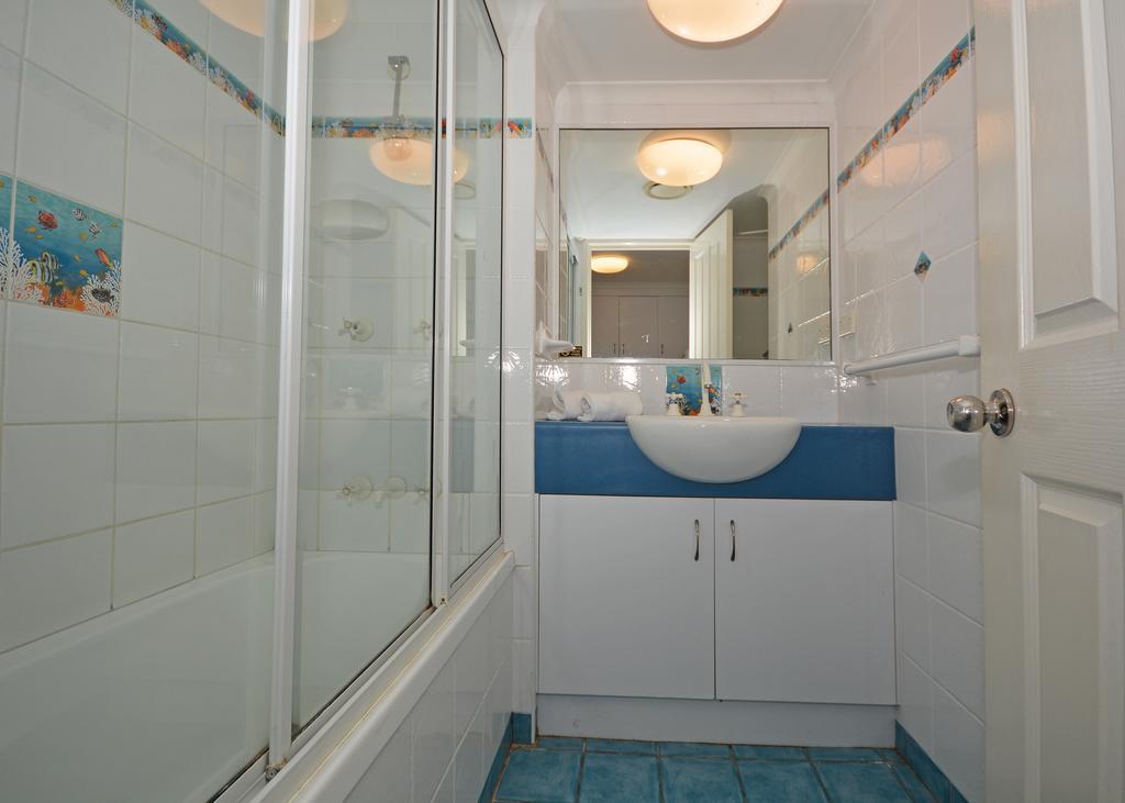 Jade Waters Luxury Apartments Hervey Bay Exteriör bild