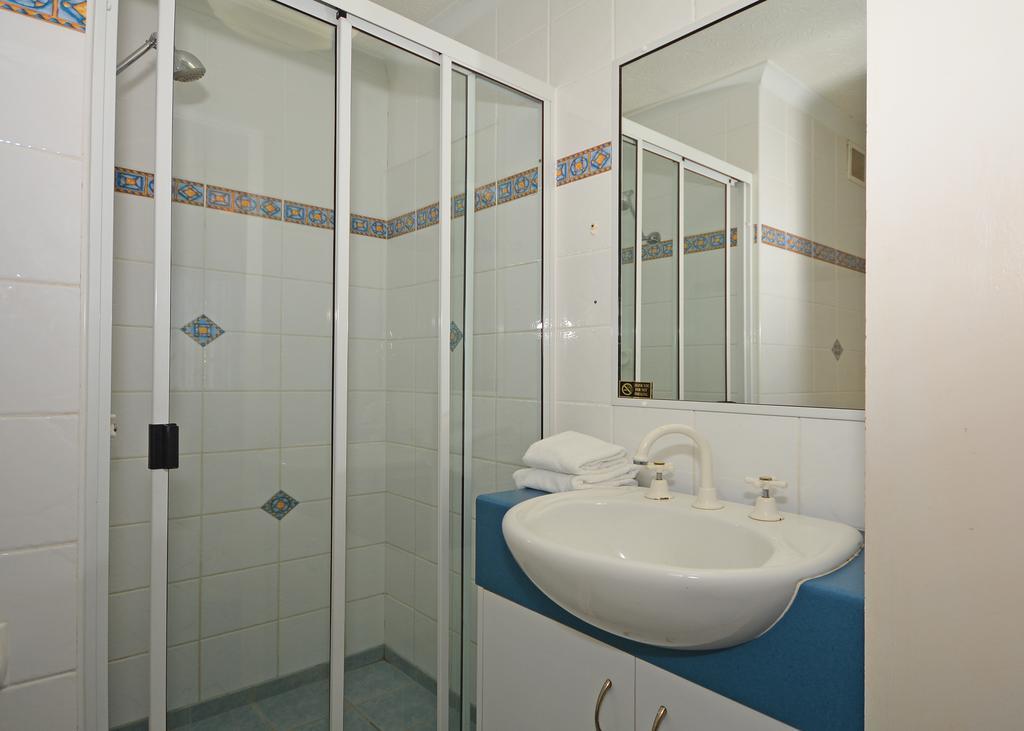 Jade Waters Luxury Apartments Hervey Bay Exteriör bild