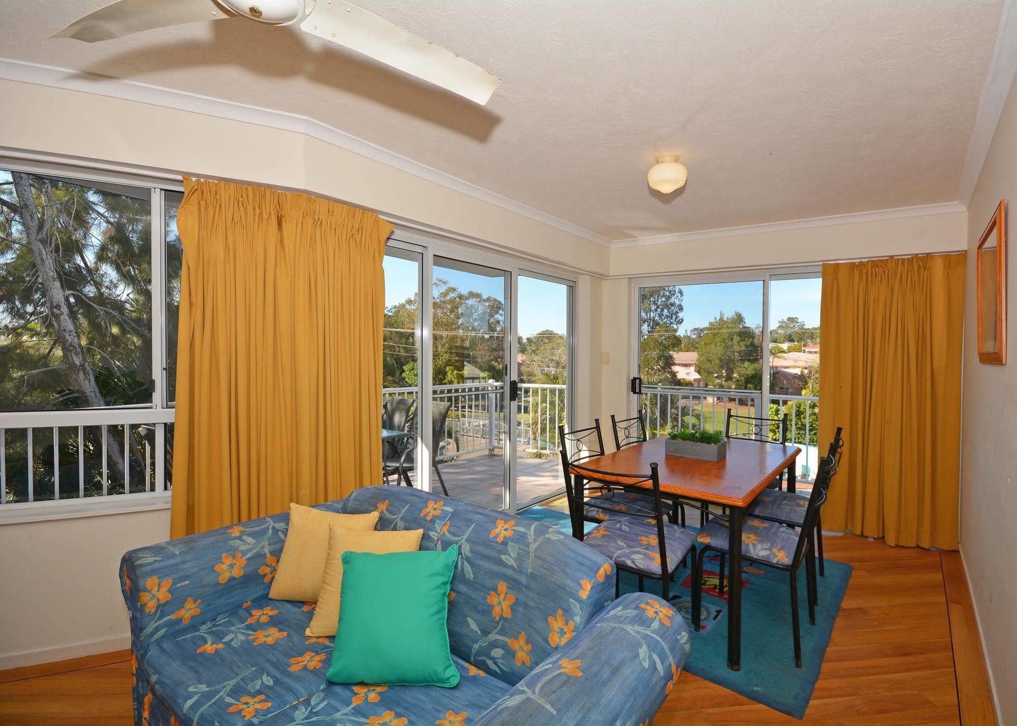 Jade Waters Luxury Apartments Hervey Bay Exteriör bild