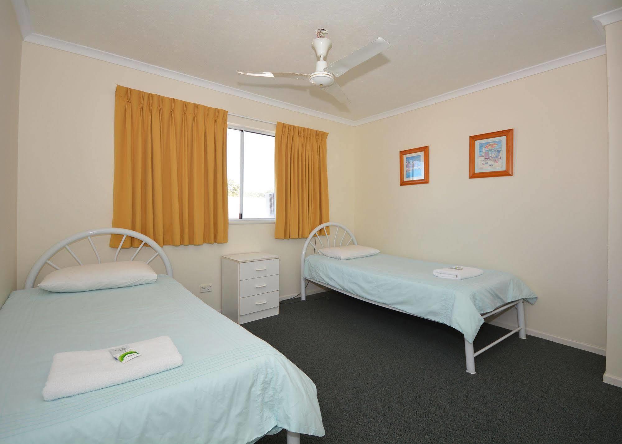 Jade Waters Luxury Apartments Hervey Bay Exteriör bild