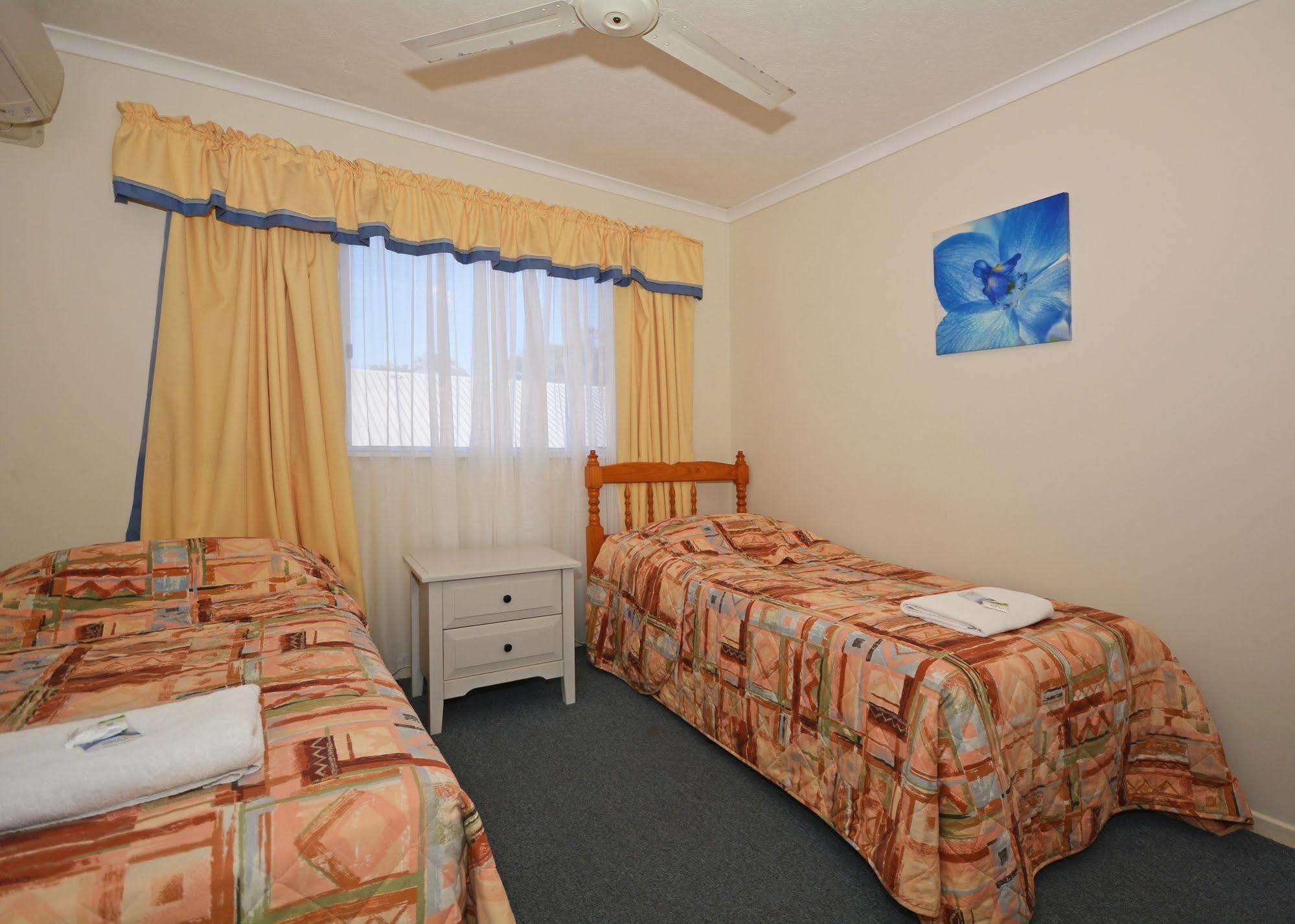 Jade Waters Luxury Apartments Hervey Bay Exteriör bild