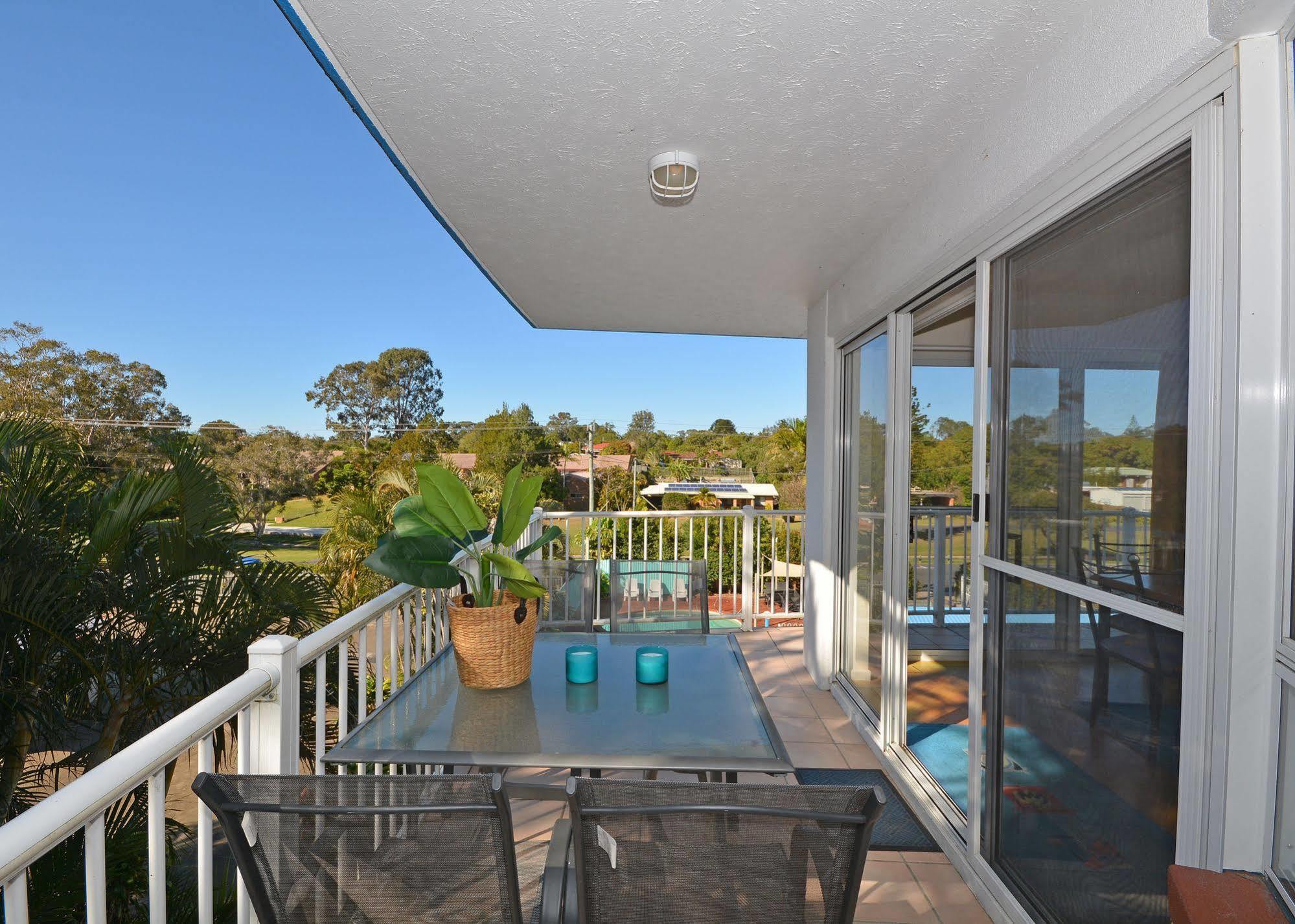 Jade Waters Luxury Apartments Hervey Bay Exteriör bild
