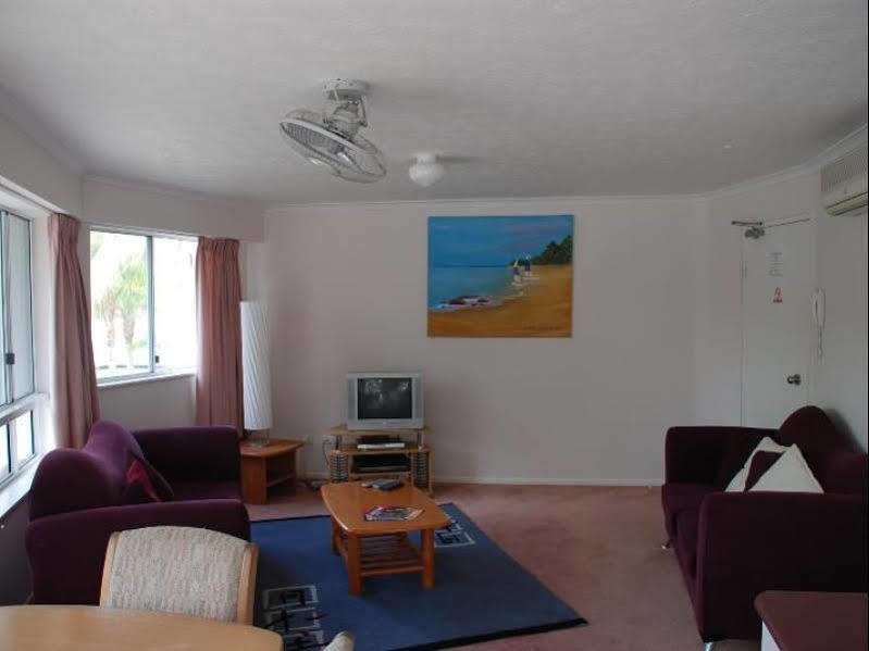 Jade Waters Luxury Apartments Hervey Bay Exteriör bild