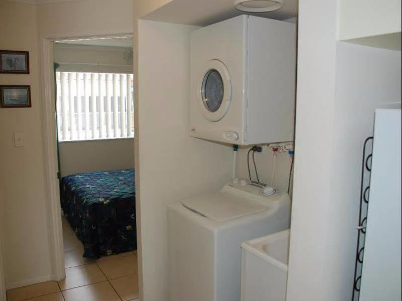 Jade Waters Luxury Apartments Hervey Bay Exteriör bild